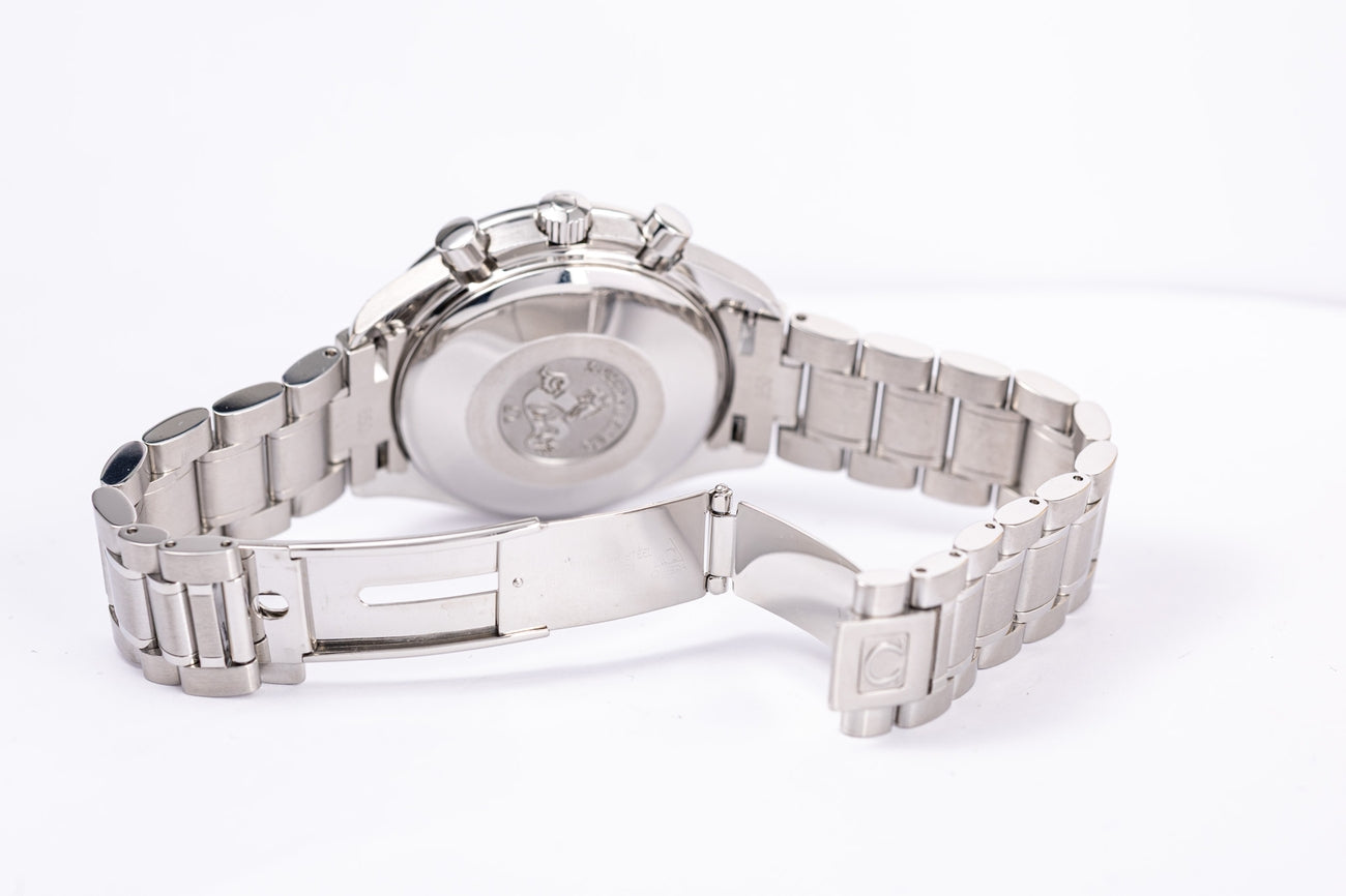 Omega Speedmaster Date 39mm Automatik Herrenuhr  35135000 - Detailansicht 8