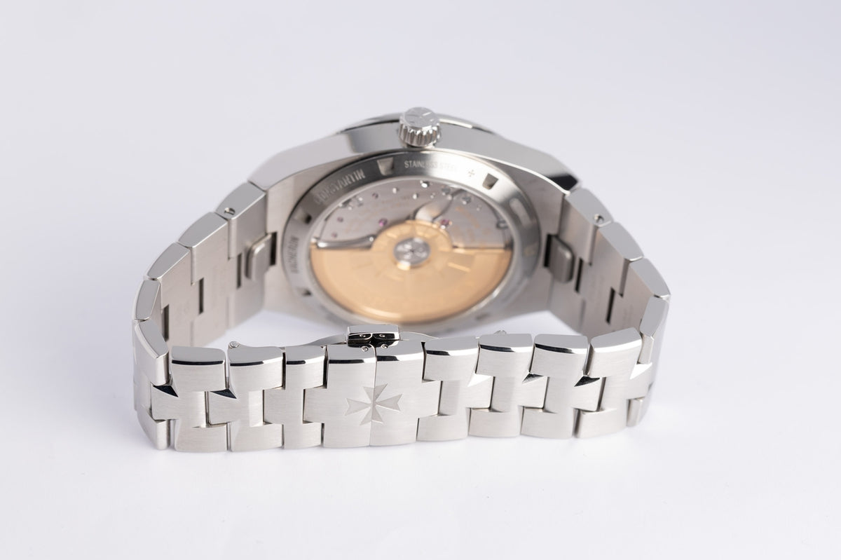 Vacheron Constantin Constantin Overseas Automatik Herrenuhr 4520V - Detailansicht 7