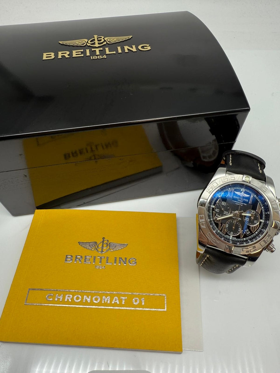 Breitling Chronomat 44 Automatik Herrenuhr  AB0110 - Papiere und oder Lieferumfang