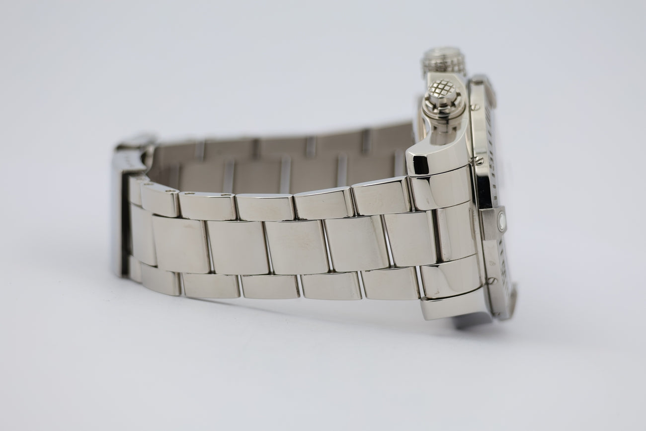 Breitling Super Avenger II Automatik 48mm  A13371 - Detail view 4