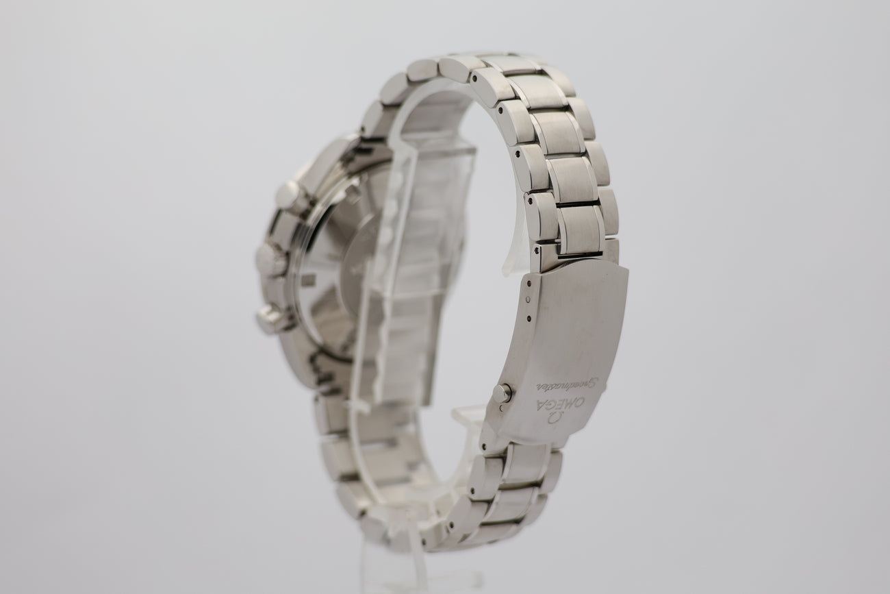 Omega Speedmaster Date 40mm Automatik 32105000 - Detail view 2