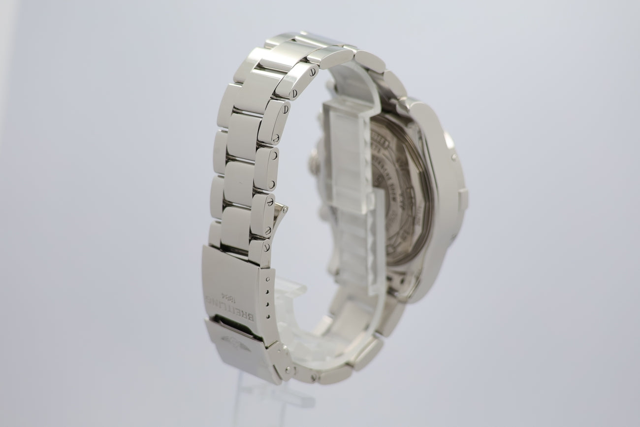 Breitling Avenger II 43mm Automatik  A13381 - Detailansicht 1