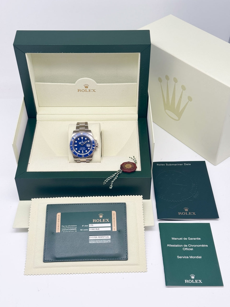 Rolex Submariner Date Automatik Weißgold Smurf 116619LB - Papiere und oder Lieferumfang
