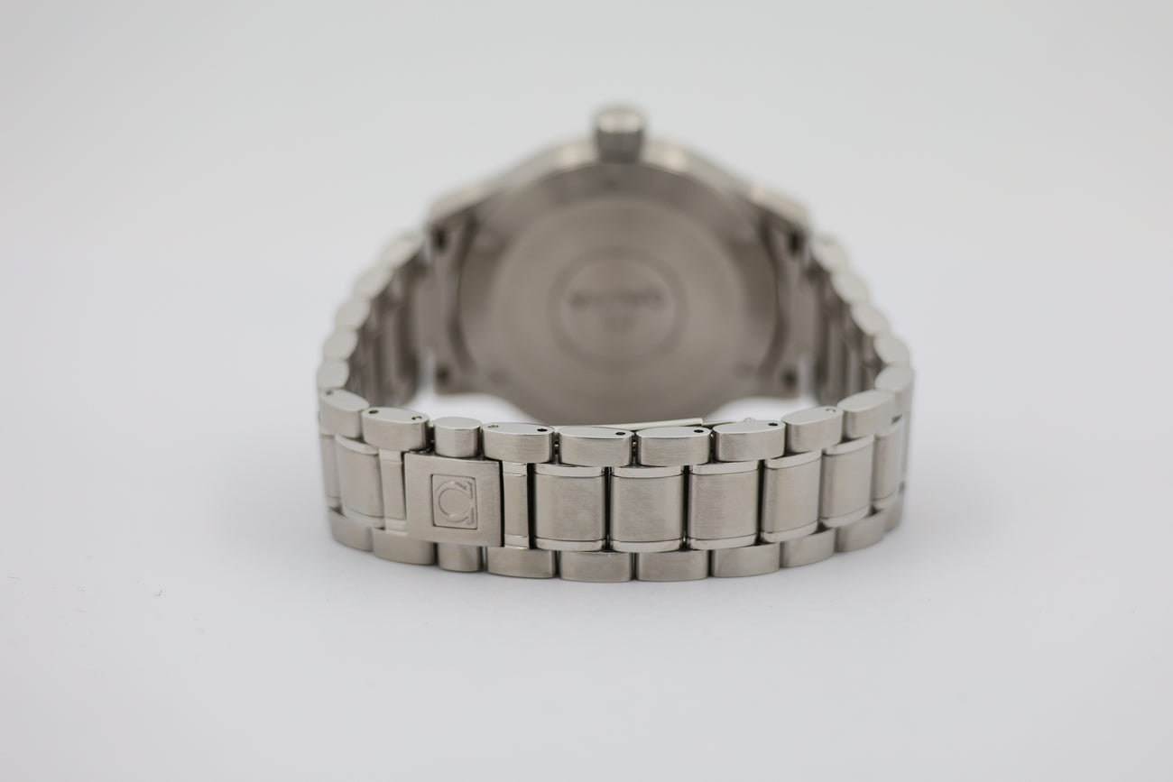 Omega Classic Date Automatik Herrenuhr 36mm 52032000 - Detail view 5