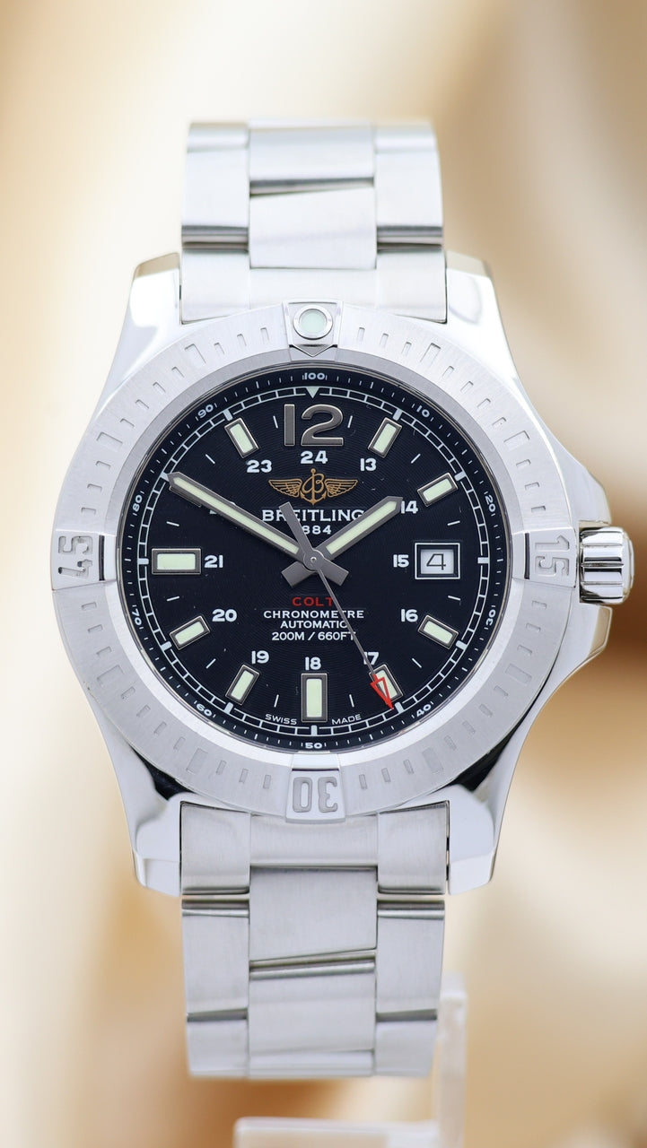 Breitling Colt 44 Automatik Herrenuhr Schwarz A17388 - Main product image