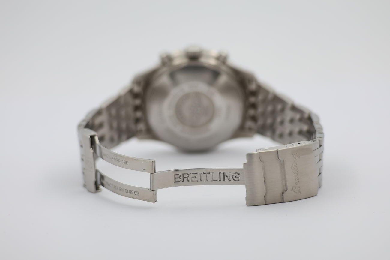 Breitling Navitimer 41,5mm Japan Limited Edition A23330 - Detail view 6