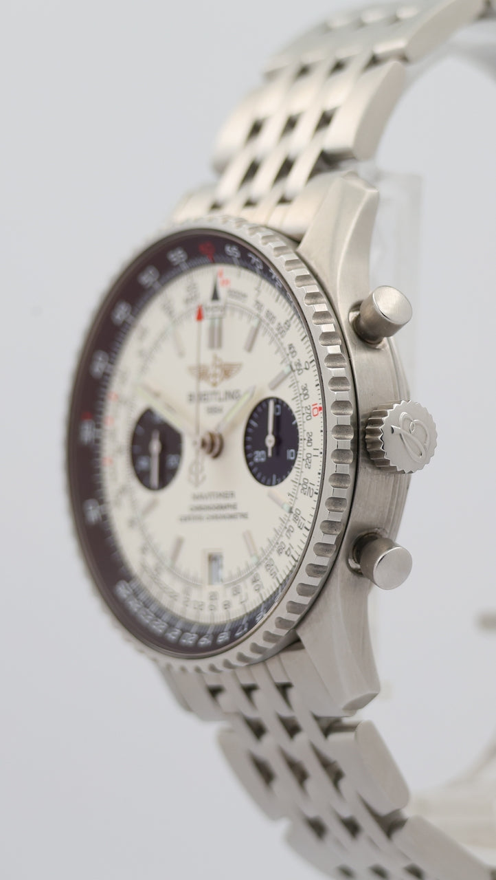 Breitling Navitimer 41,5mm Japan Limited Edition A23330 - Detail view 7