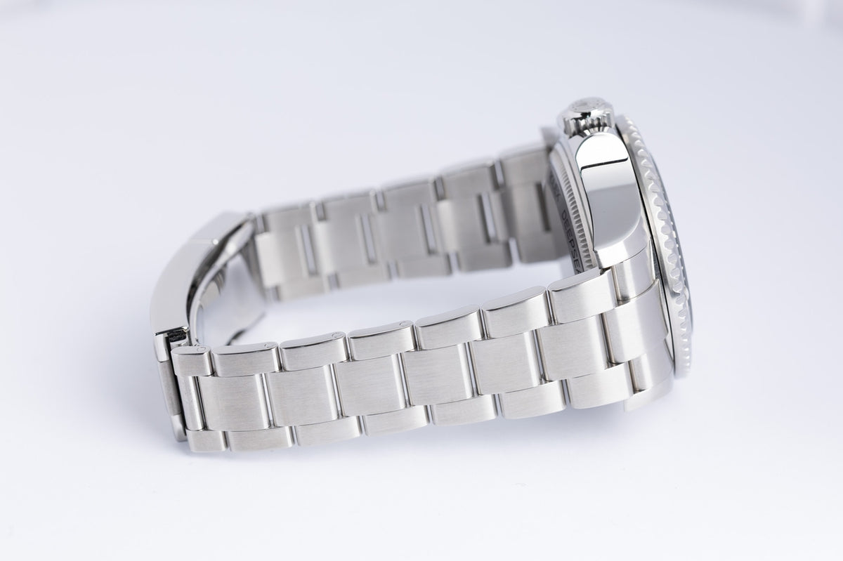 Rolex Sea-Dweller Deepsea 44mm Automatik Herrenuhr 136660 - Detailansicht 5