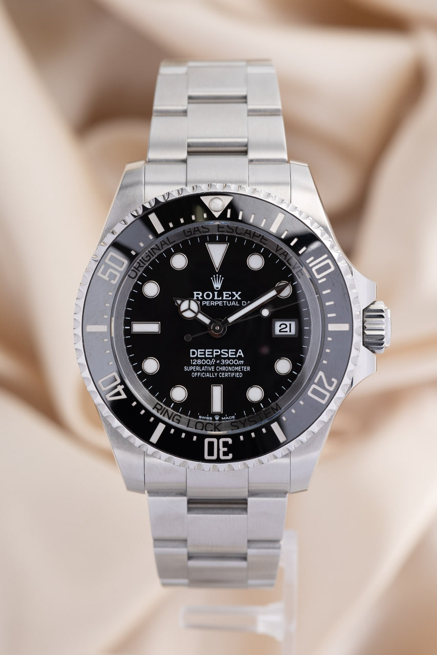 Rolex Sea-Dweller Deepsea 44mm Automatik Herrenuhr 136660 - Thumbnail