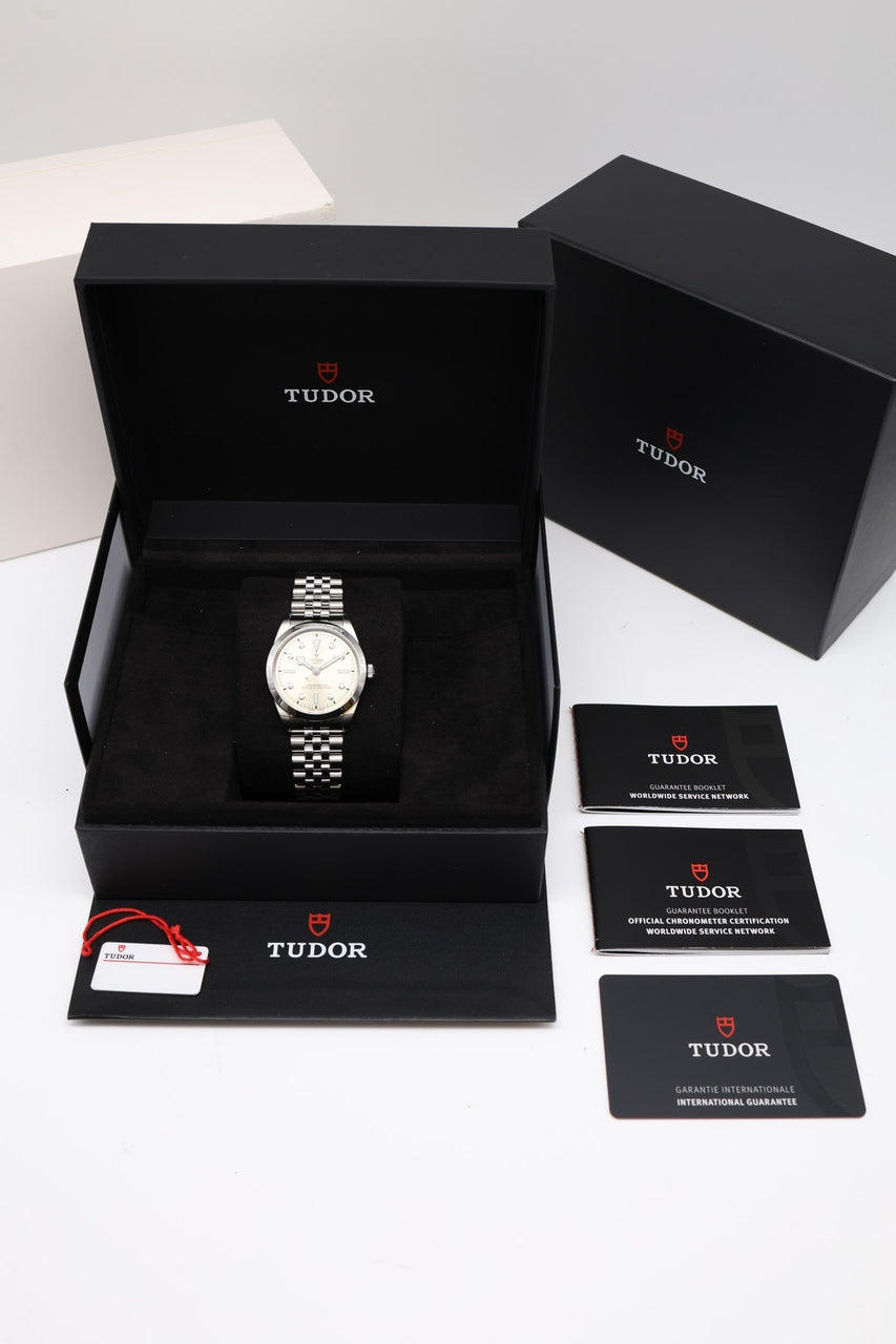 Tudor Black Bay One 36 Automatik Diamant-Blatt 79640 - Papiere und oder Lieferumfang