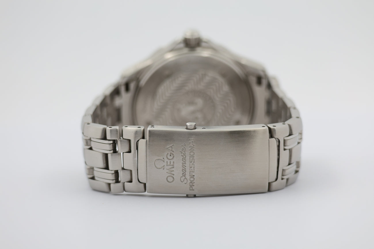 Omega Seamaster Diver 300M “America’s Cup” 41mm Automatik 25335000 - Detailansicht 5