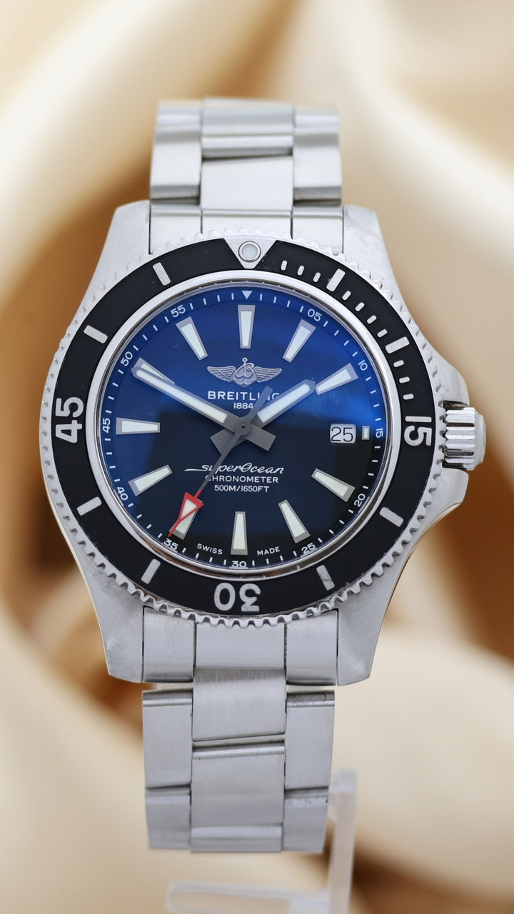 Breitling Superocean 42mm schwarz aus 2025 A17366 - Main product image