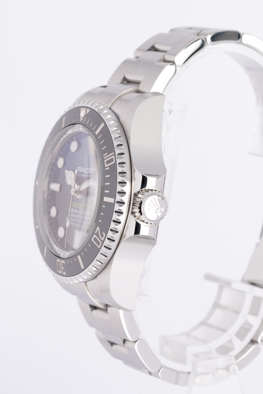 Rolex Sea-Dweller Deepsea 44mm Automatik Herrenuhr 136660 - Detailansicht 2