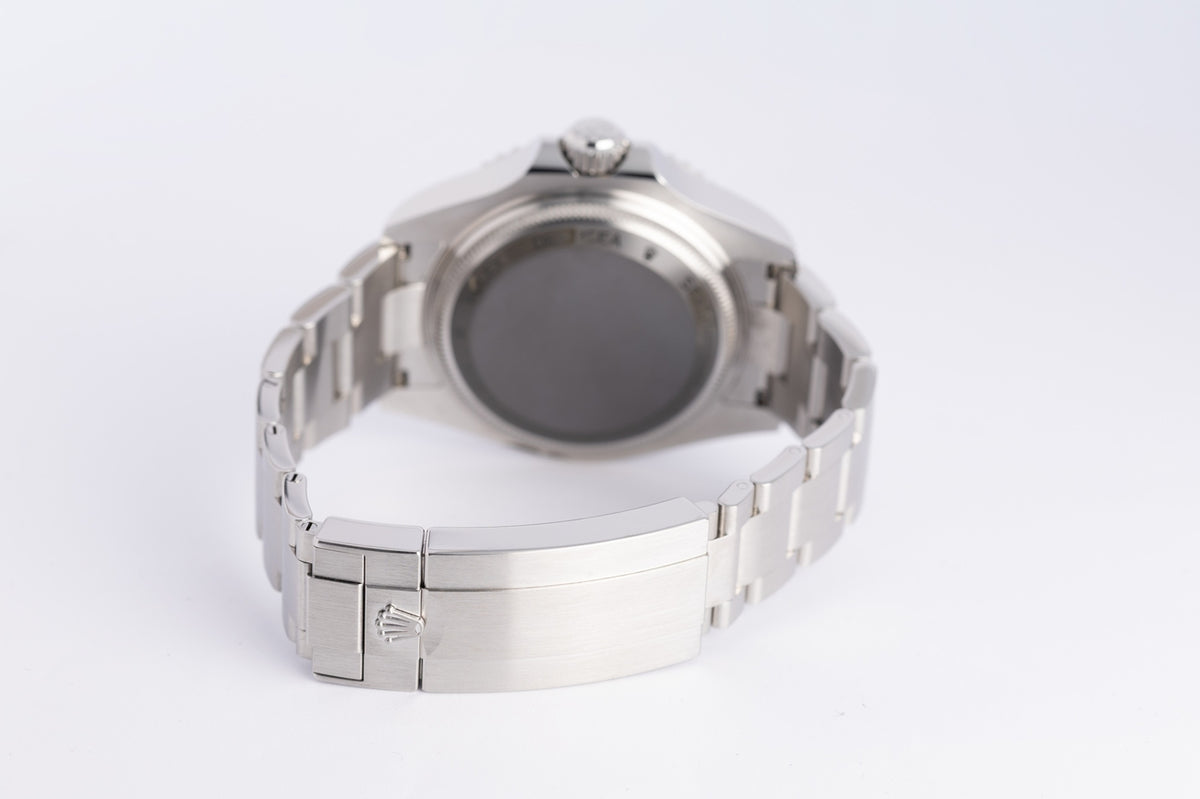 Rolex Sea-Dweller Deepsea 44mm Automatik Herrenuhr 136660 - Detailansicht 7