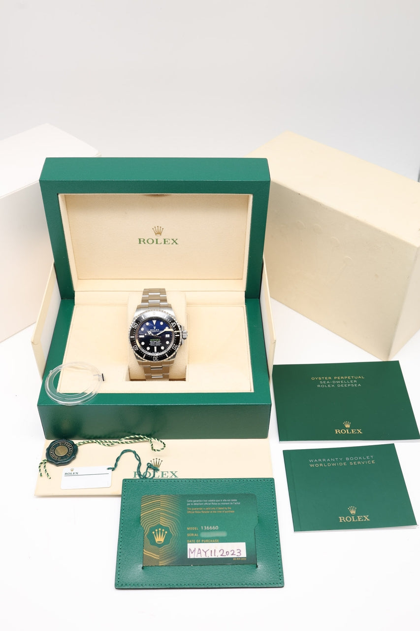 Rolex Sea-Dweller Deepsea 44mm Automatik Herrenuhr 136660 - Papiere und oder Lieferumfang