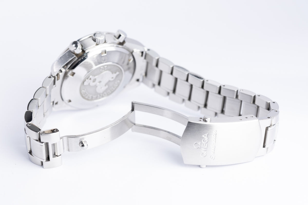 Omega Speedmaster Date 39mm Automatik 32113000 - Detailansicht 8