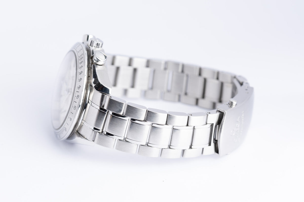 Omega Speedmaster Date 39mm Automatik 32113000 - Detailansicht 5