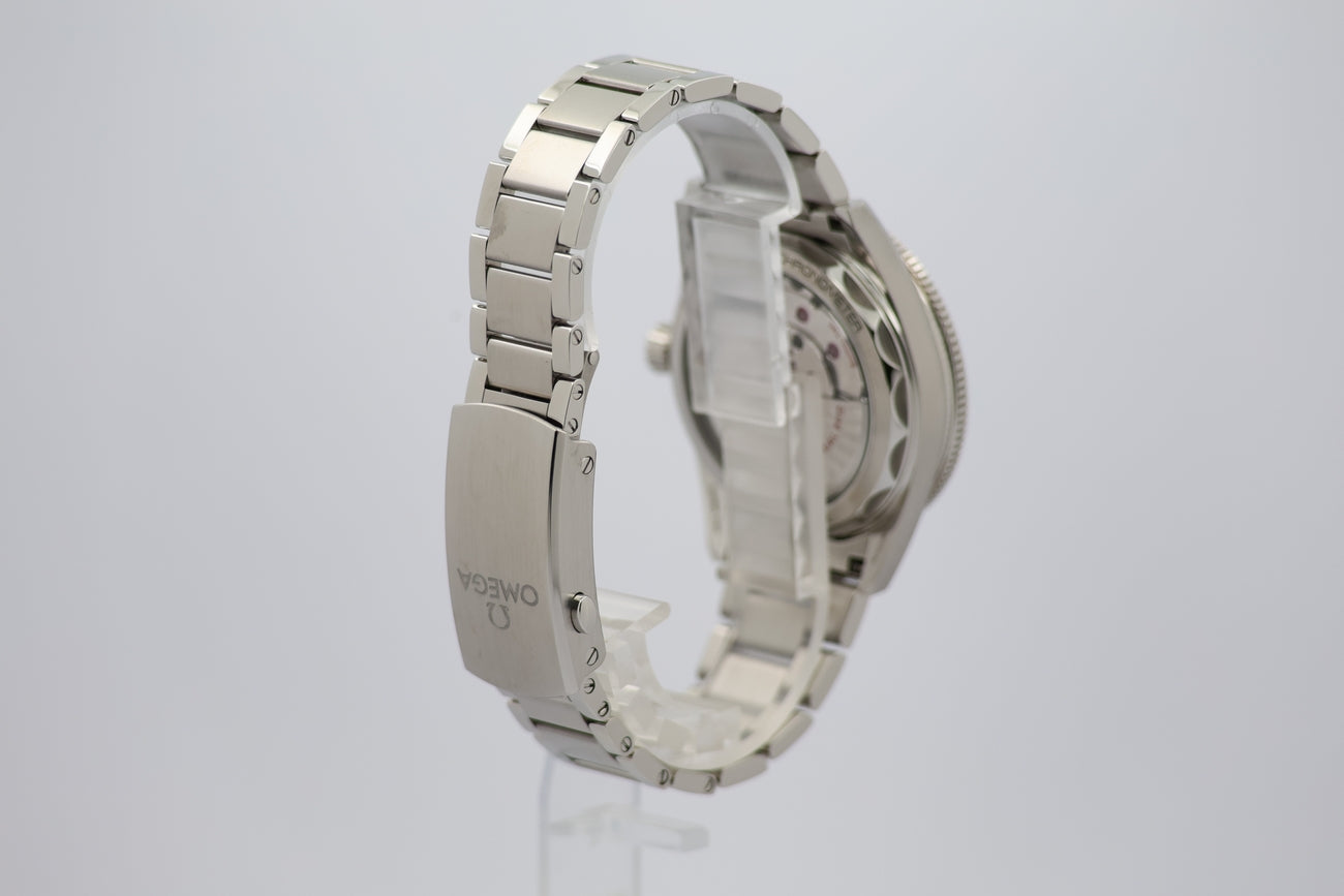 Omega Seamaster 300 Automatik Herrenuhr Blau 23430412103001 - Detail view 2