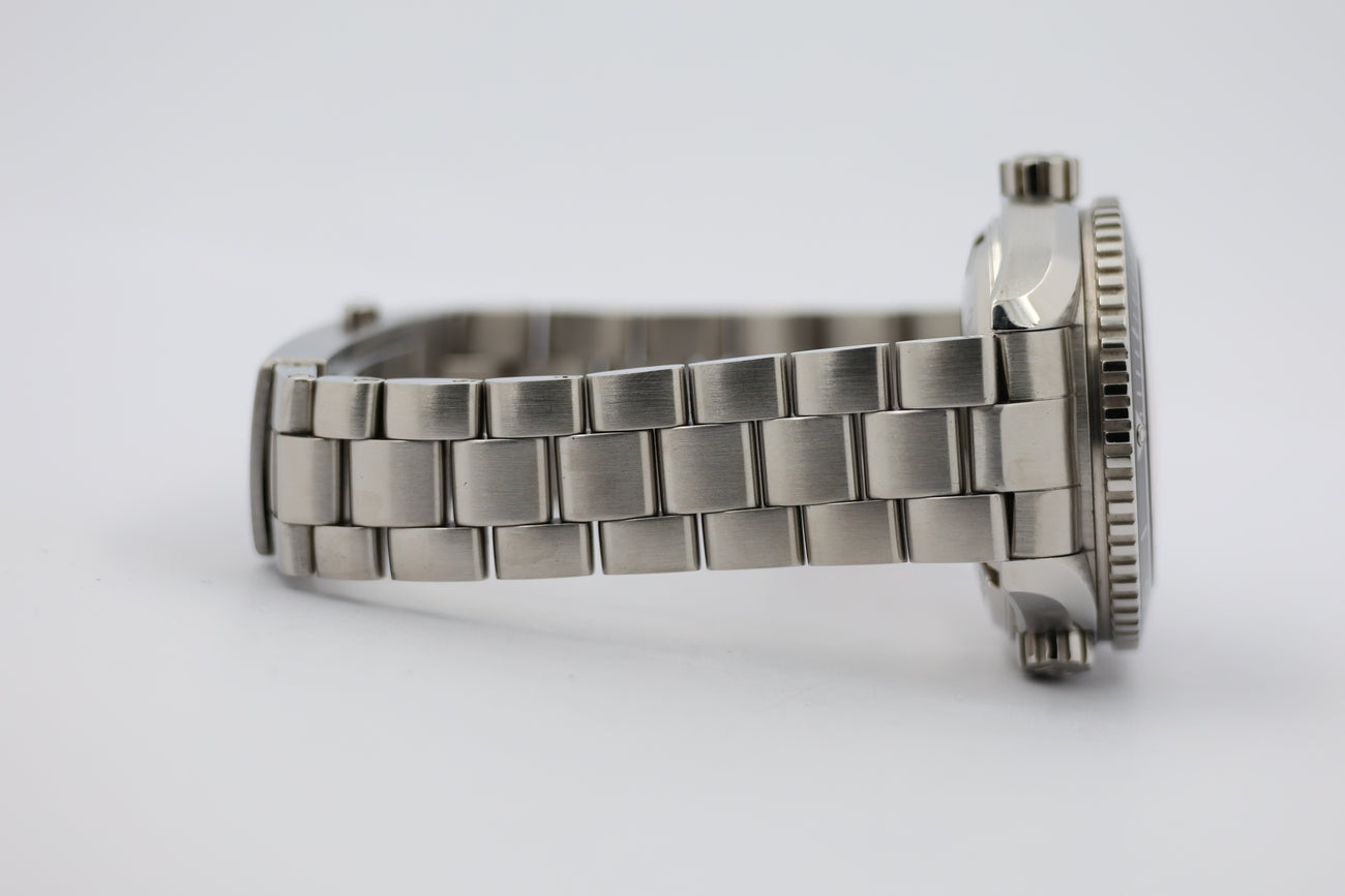 Omega Seamaster Planet Ocean 37,5mm Automatik  23230382001002 - Detailansicht 4