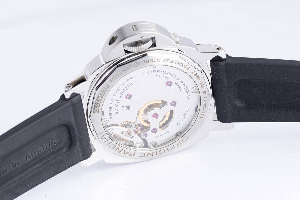 Panerai Luminor Base 8 Days 44mm Handaufzug PAM00560 - Detailansicht 8