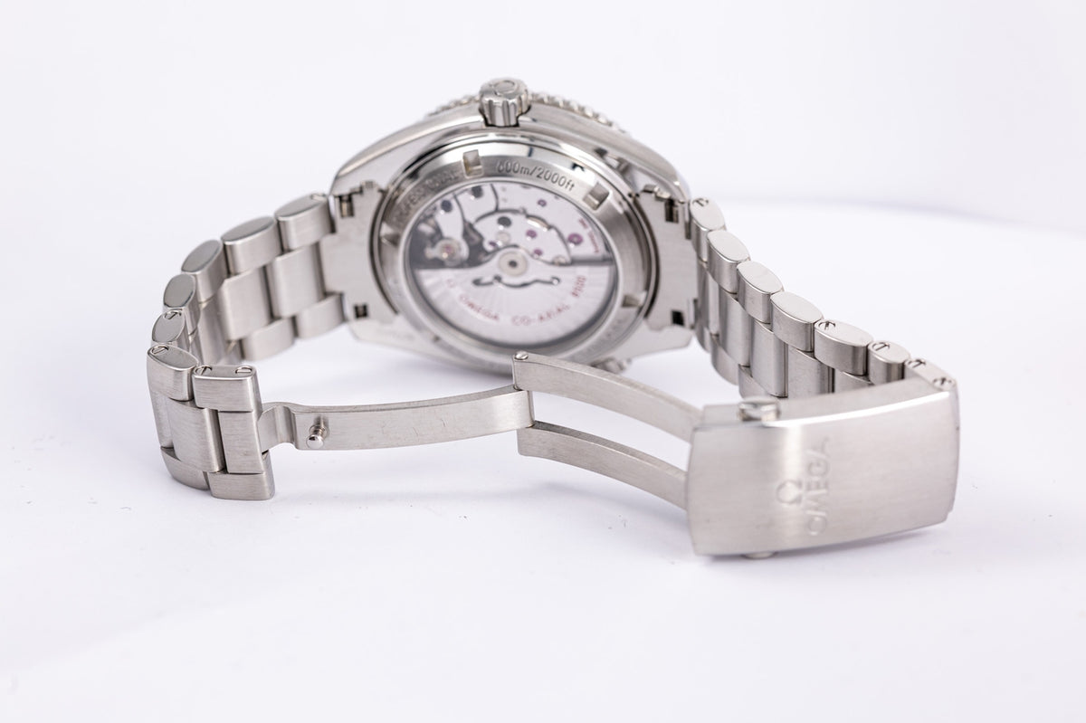 Omega Seamaster Planet Ocean 42mm Automatik  23230422101003 - Detailansicht 8