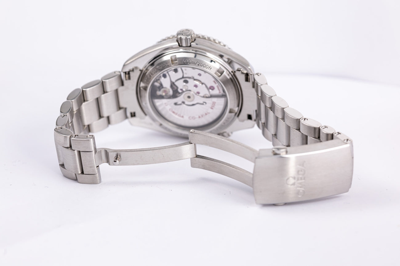 Omega Seamaster Planet Ocean 42mm Automatik  23230422101003 - Detailansicht 8