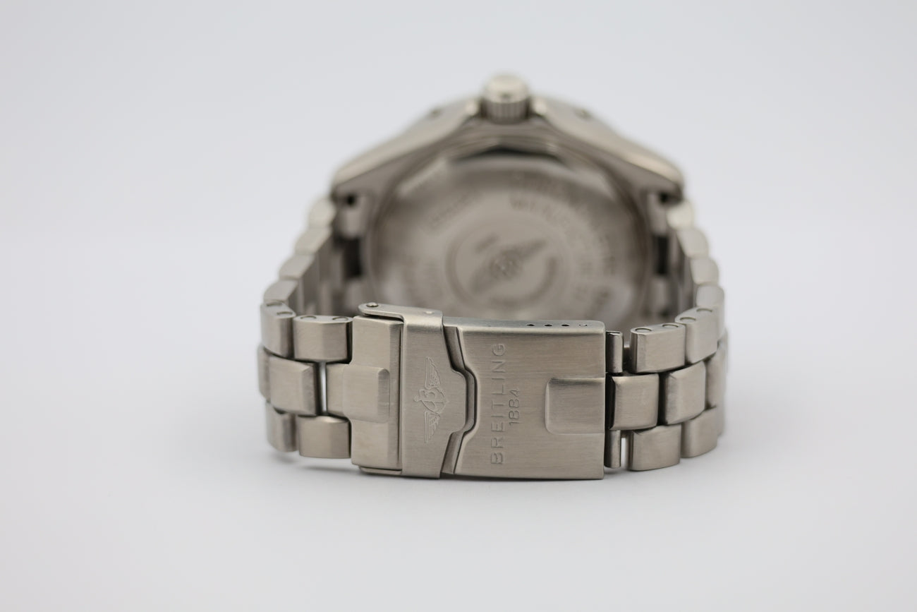 Breitling Superocean 41mm Automatik A17345 - Detail view 5