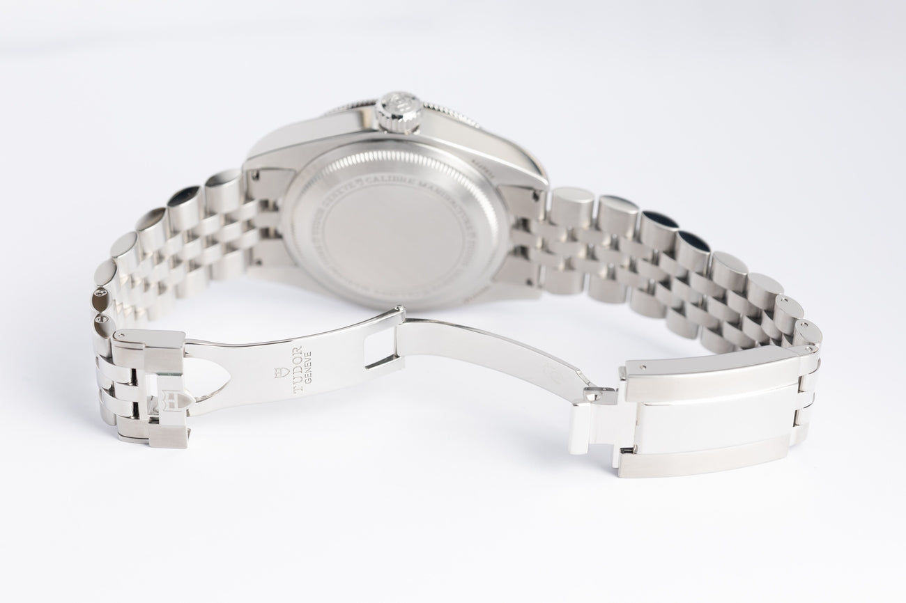 Tudor Black Bay Monochrome 41mm Jubilee Automatik 7941A1A0NU - Detailansicht 8