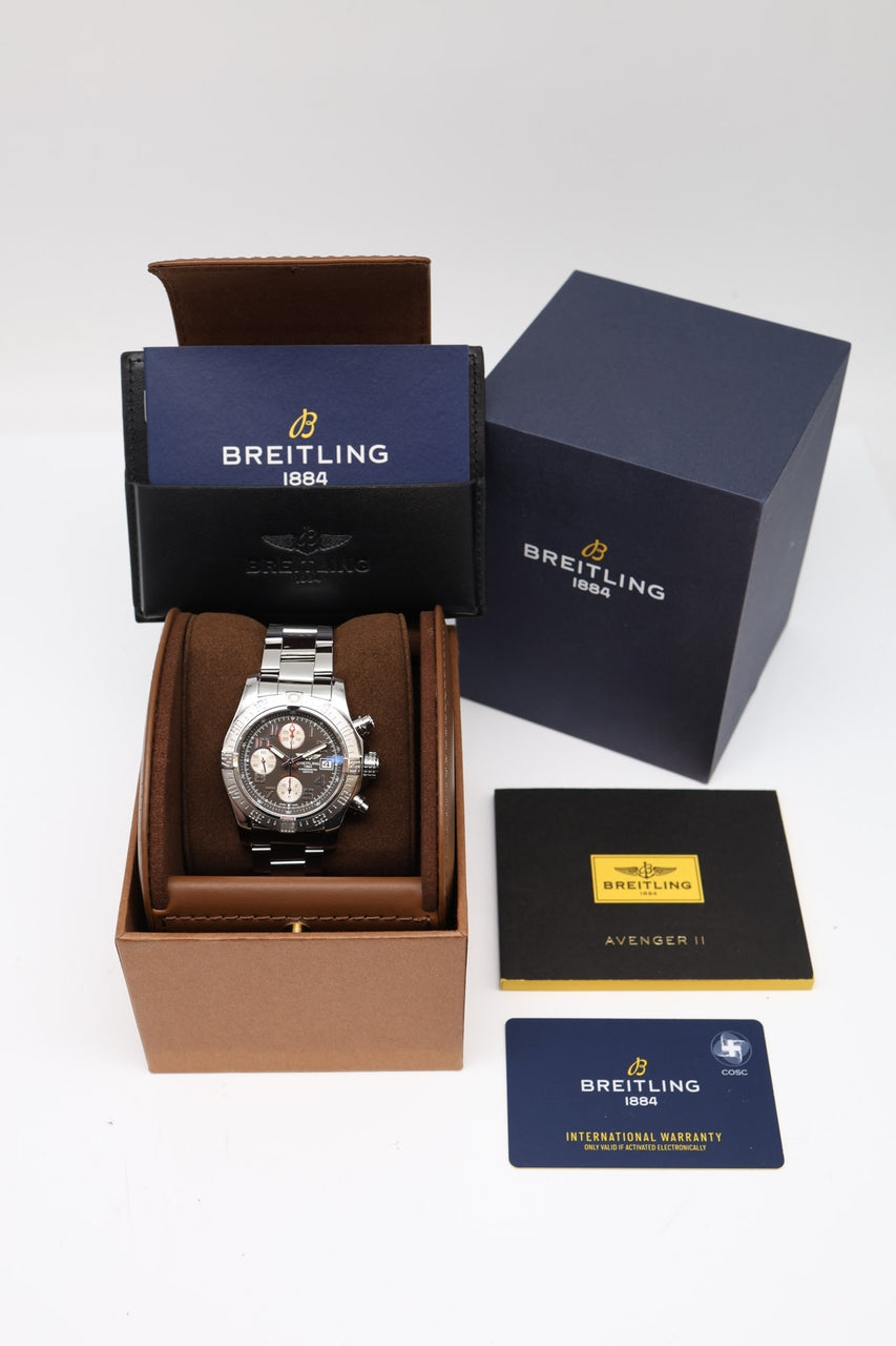 Breitling Avenger II 43mm Automatik A13381 - Papiere und oder Lieferumfang