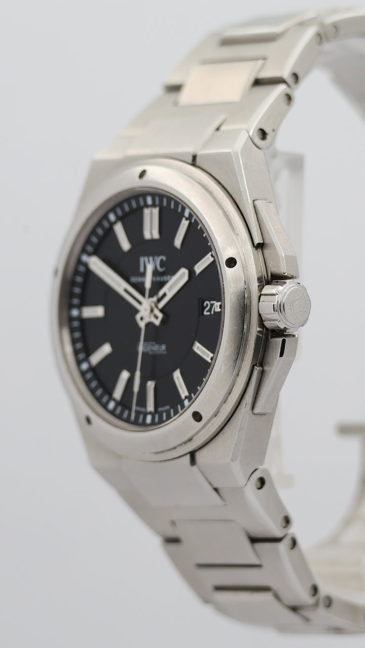 IWC Ingenieur Automatik Herrenuhr Schwarz IW323902 - Detailansicht 6