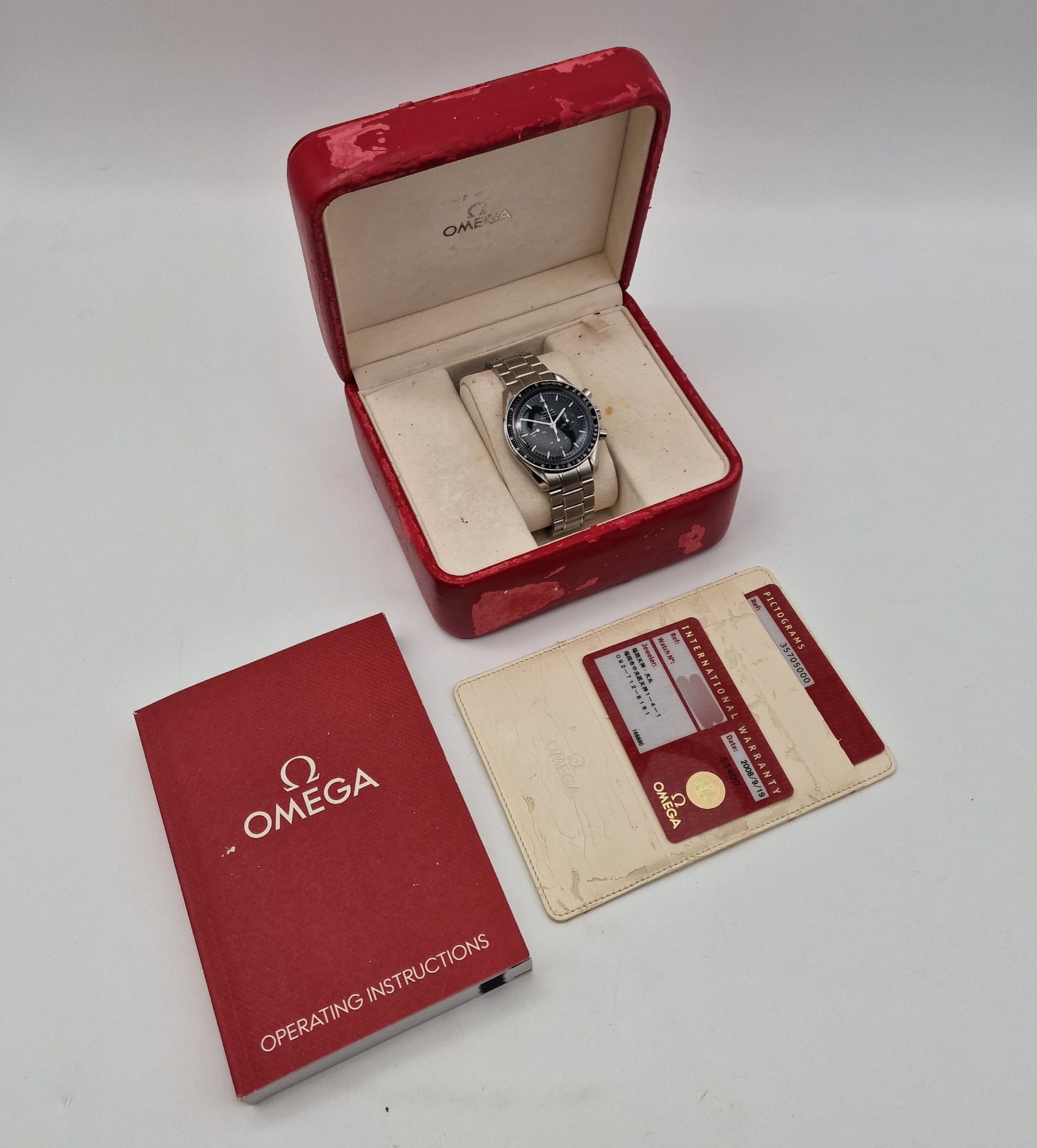 Omega Speedmaster Professional Moonwatch 42mm Handaufzug Herrenuhr	 35705000 Box + og. Papiere