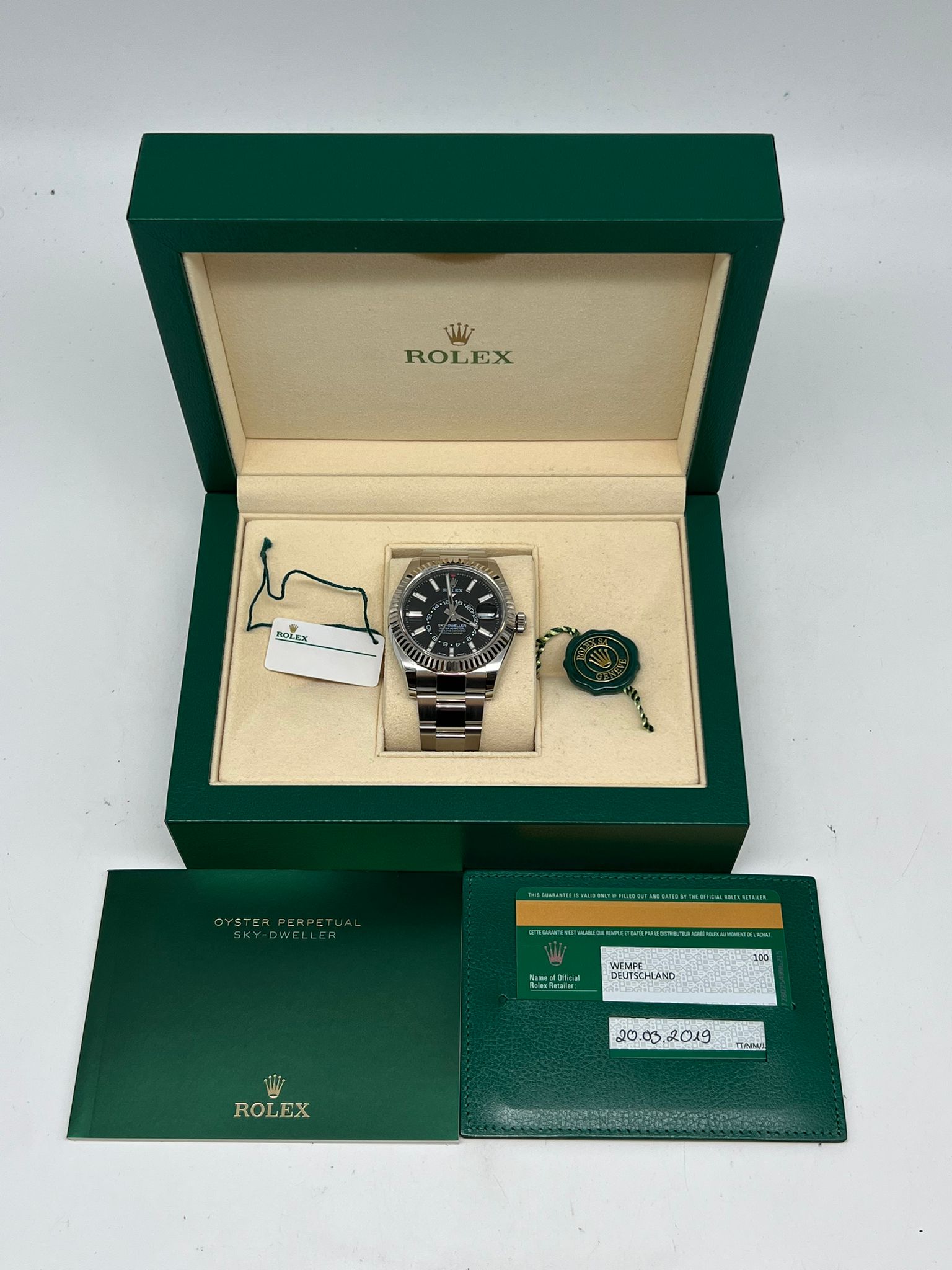 Rolex Oyster Perpetual Sky-Dweller Automatic 326934 Box + above papers