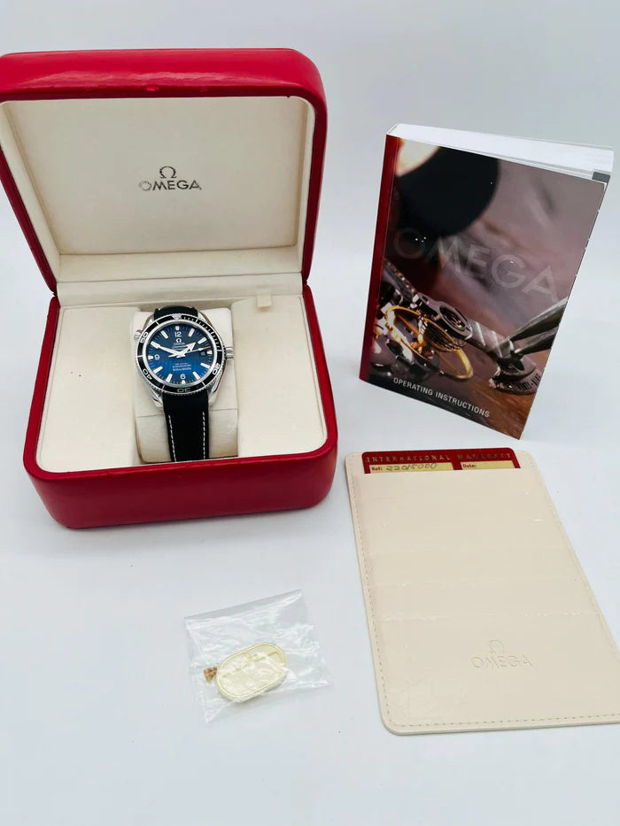 Omega Seamaster Planet Ocean 42mm Automatik Herrenuhr 22015000 Box + og. Papiere