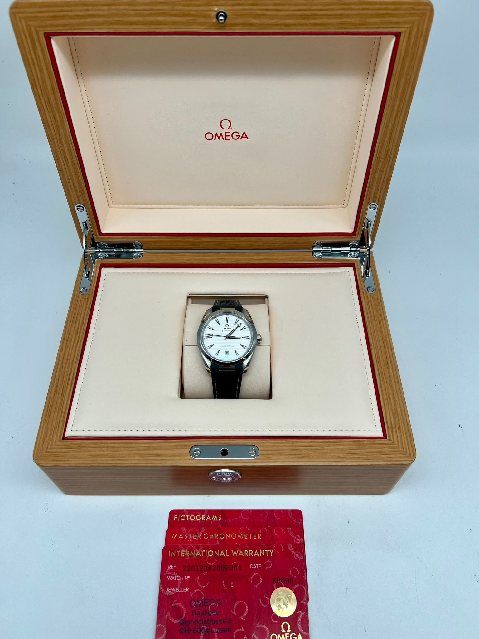 Omega Seamaster Aqua Terra 39 Automatic 22012382002001 Box + above. papers