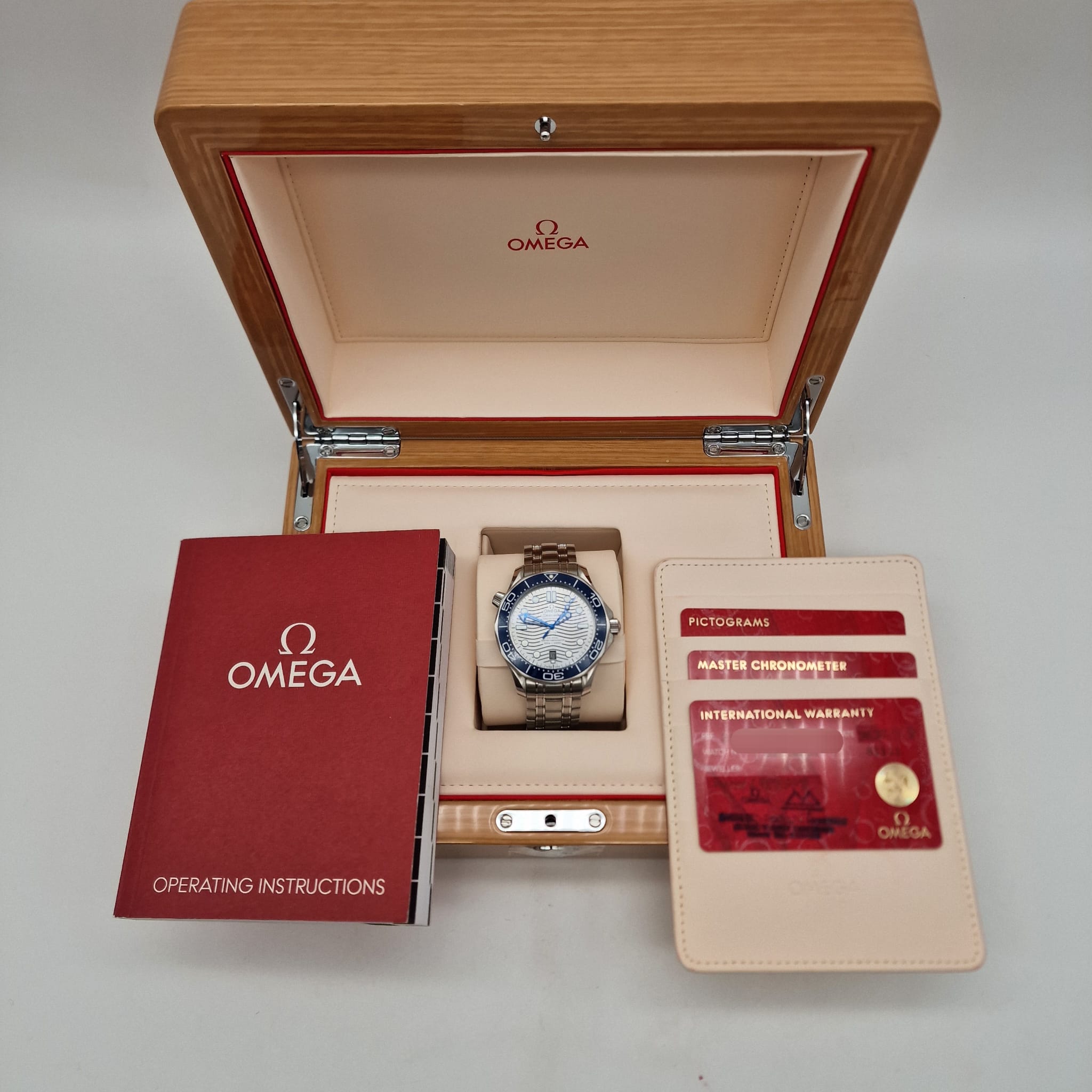 Omega Seamaster Diver 300m 42mm Automatik  21030422006001 Box + og. Papiere