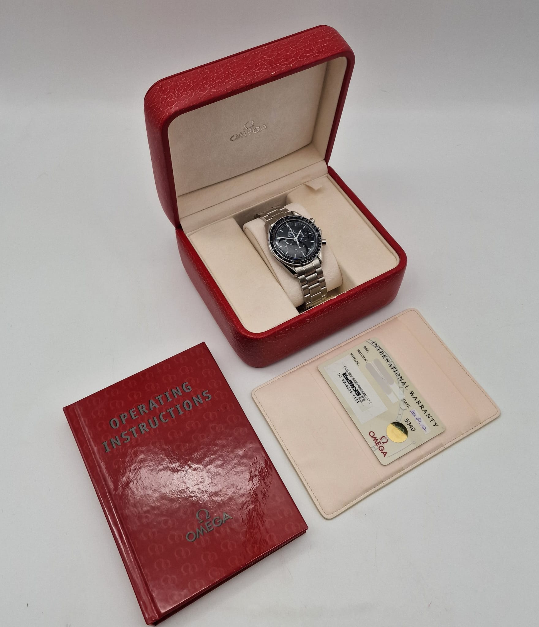 Omega Speedmaster Professional Moonwatch 42mm Handaufzug Herrenuhr 35705000 Box + og. Papiere