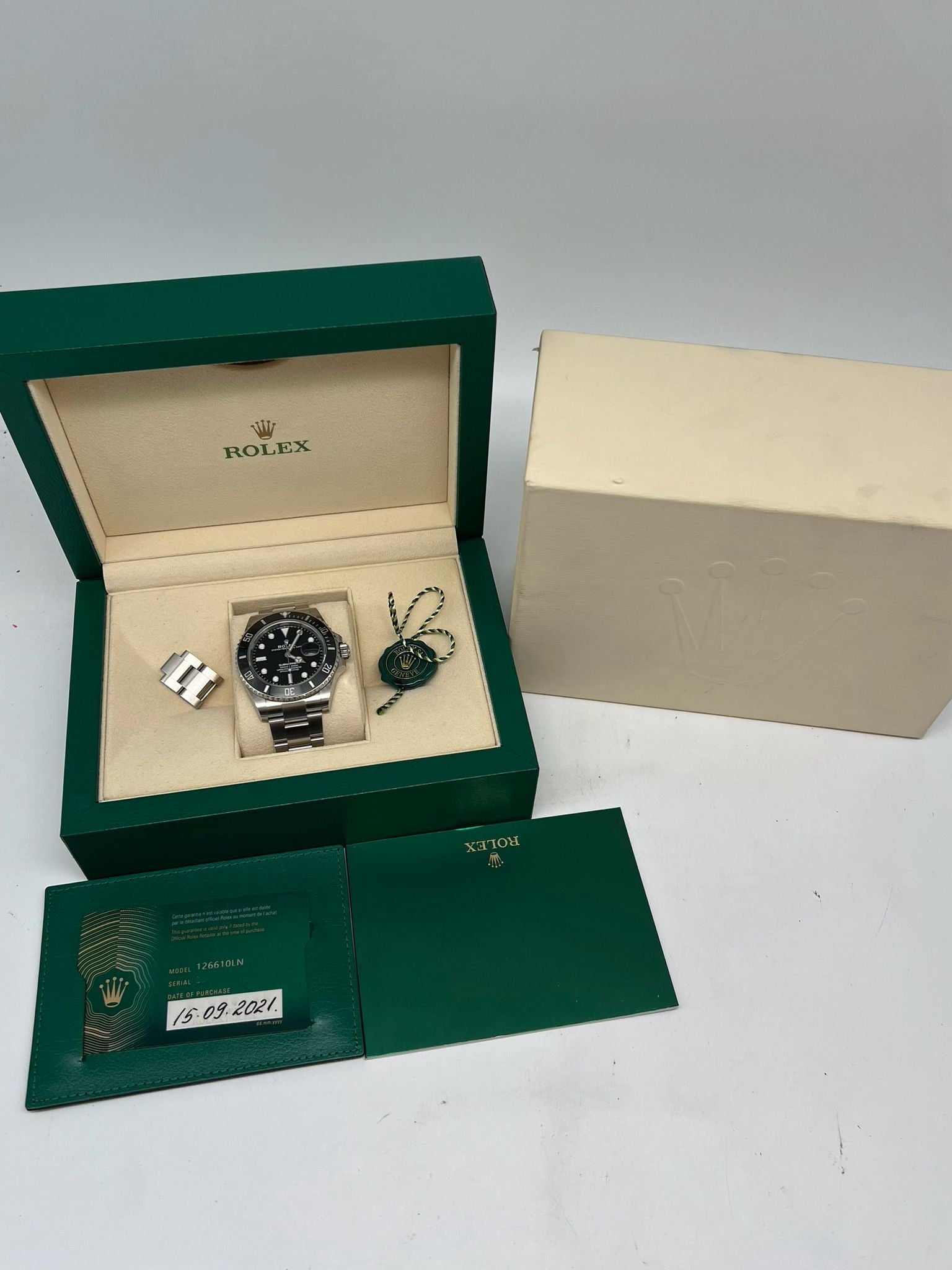 Rolex Submariner Date Automatik Herrenuhr	 126610LN Box + og. Papiere