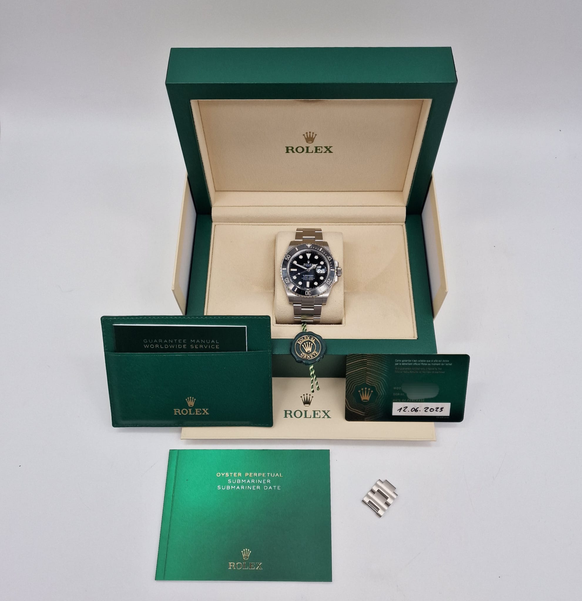 Rolex Submariner Date Automatik Herrenuhr  126610LN Box + og. Papiere