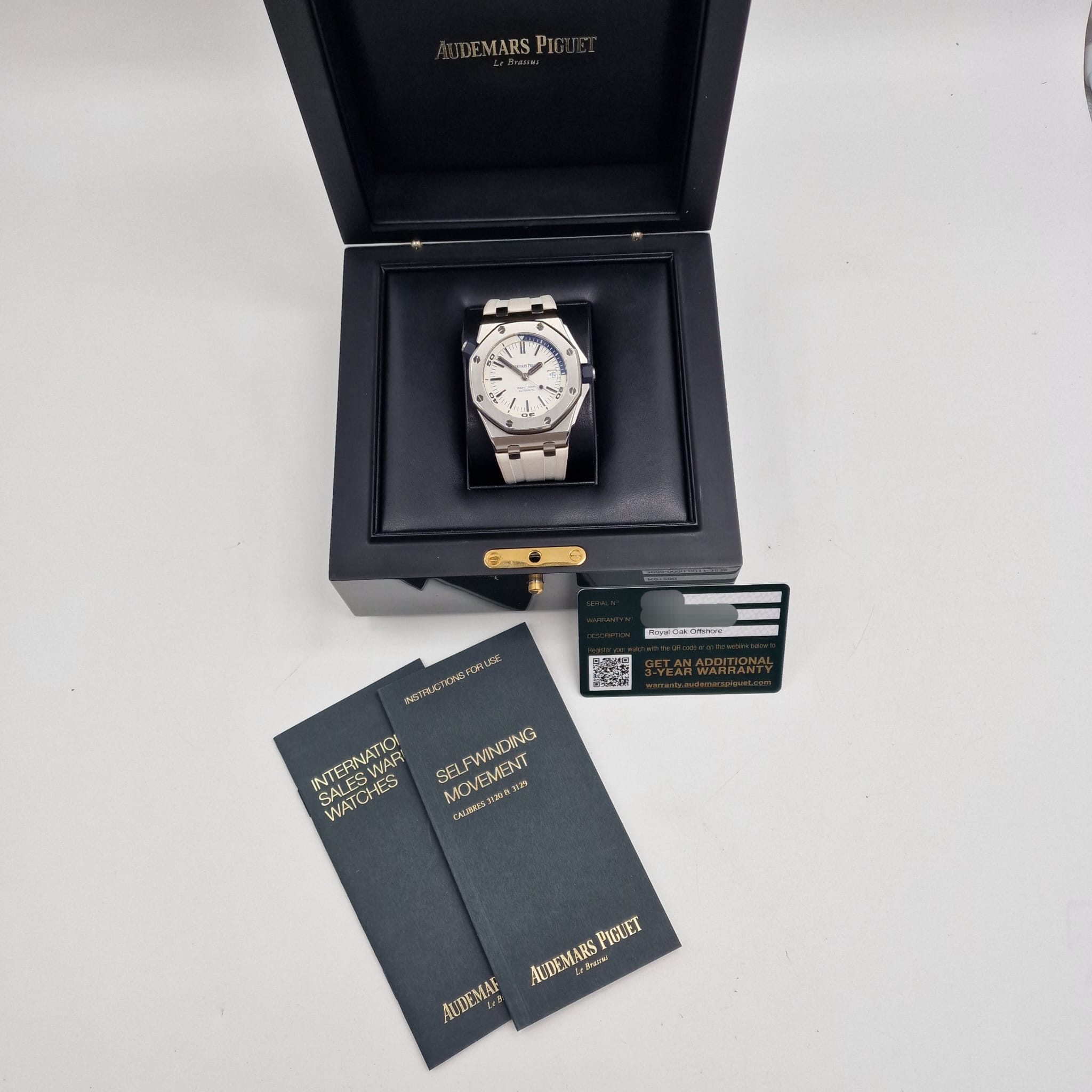 Audemars Piguet Royal Oak Offshore Diver Automatik  15710ST Box + og. Papiere