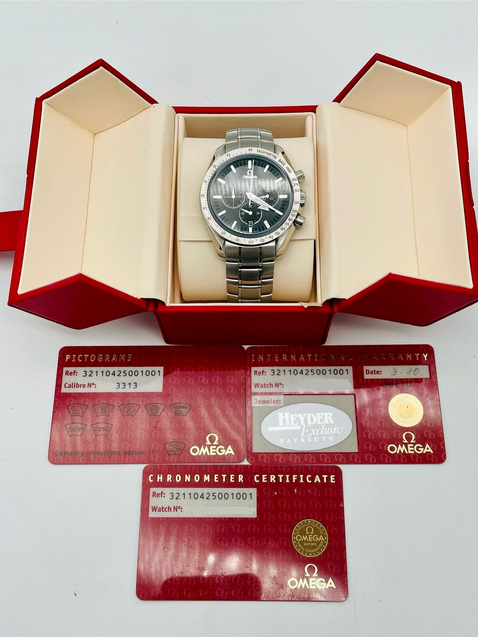 Omega Speedmaster Broad Arrow 321.10.42.50.01.001 Box + og. Papiere