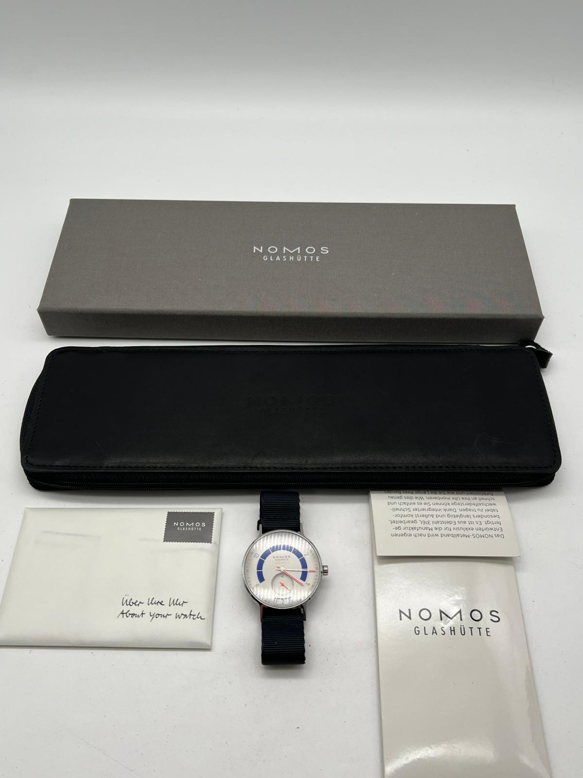 Nomos Autobahn 41mm Automatik Herrenuhr 1303 Box + og. Papiere