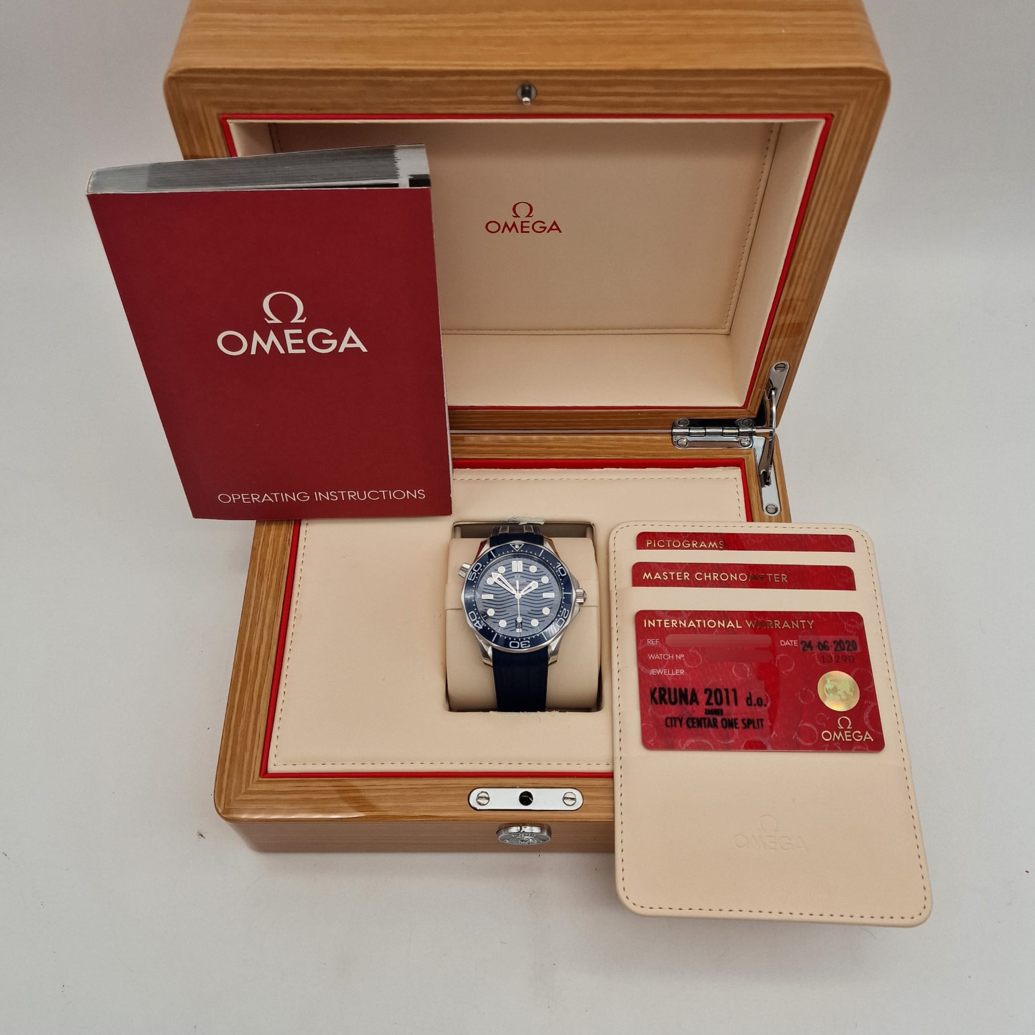 Omega Seamaster Diver 300 M 21032422003001 Box + og. Papiere