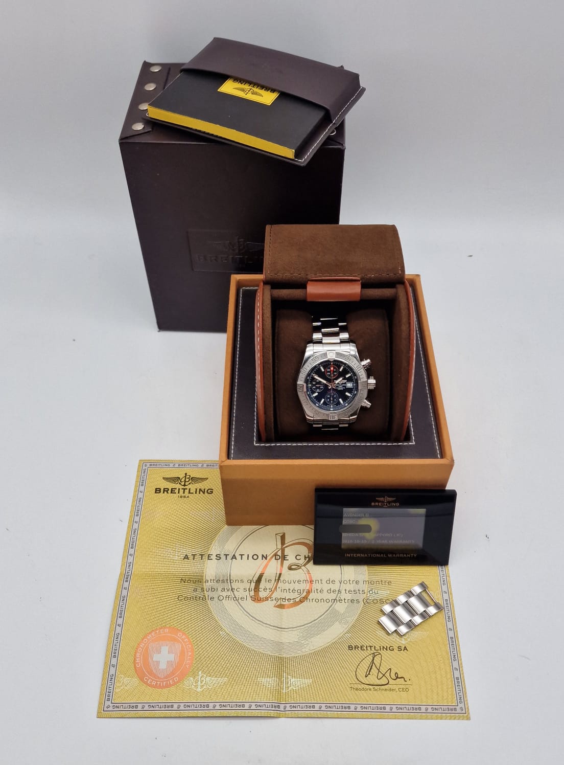 Breitling Avenger II 43mm Automatik Herrenuhr A13381 Box + og. Papiere