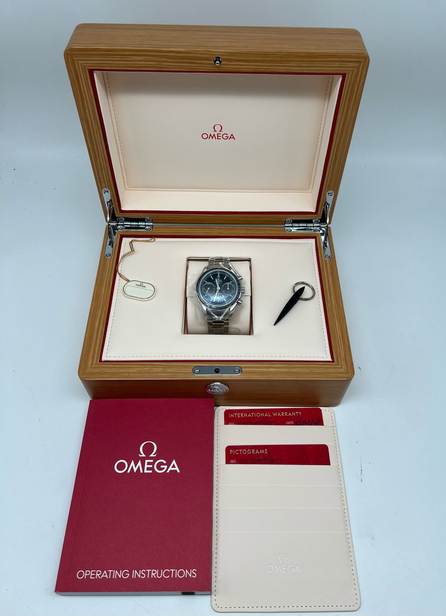 Omega Speedmaster Racing 40mm Automatik 32630405001001 Box + og. Papiere