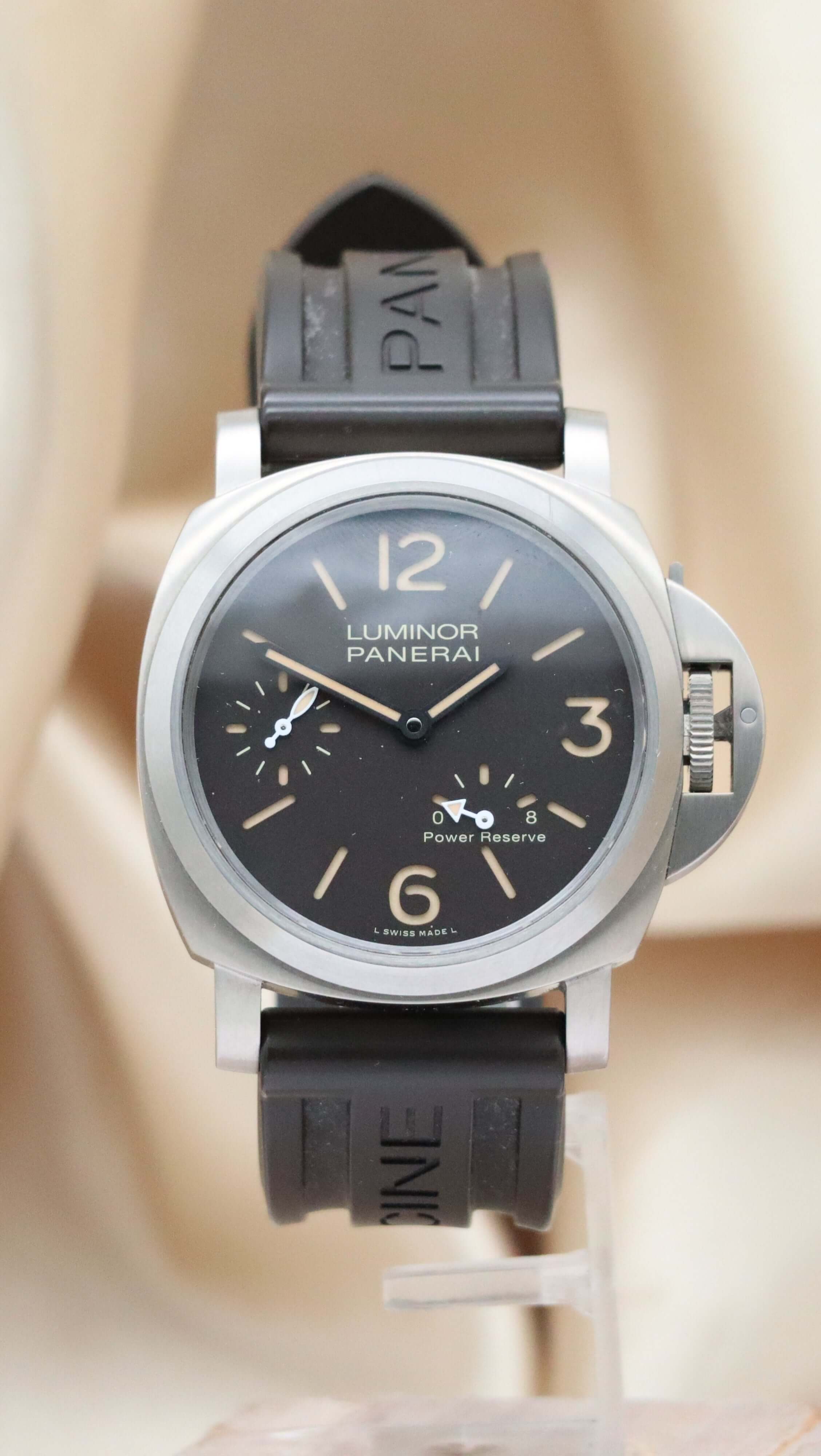 Panerai Luminor 8 Days Power Reverse Handaufzug 44mm Titan Herrenuhr PAM00797 Box + og. Papiere