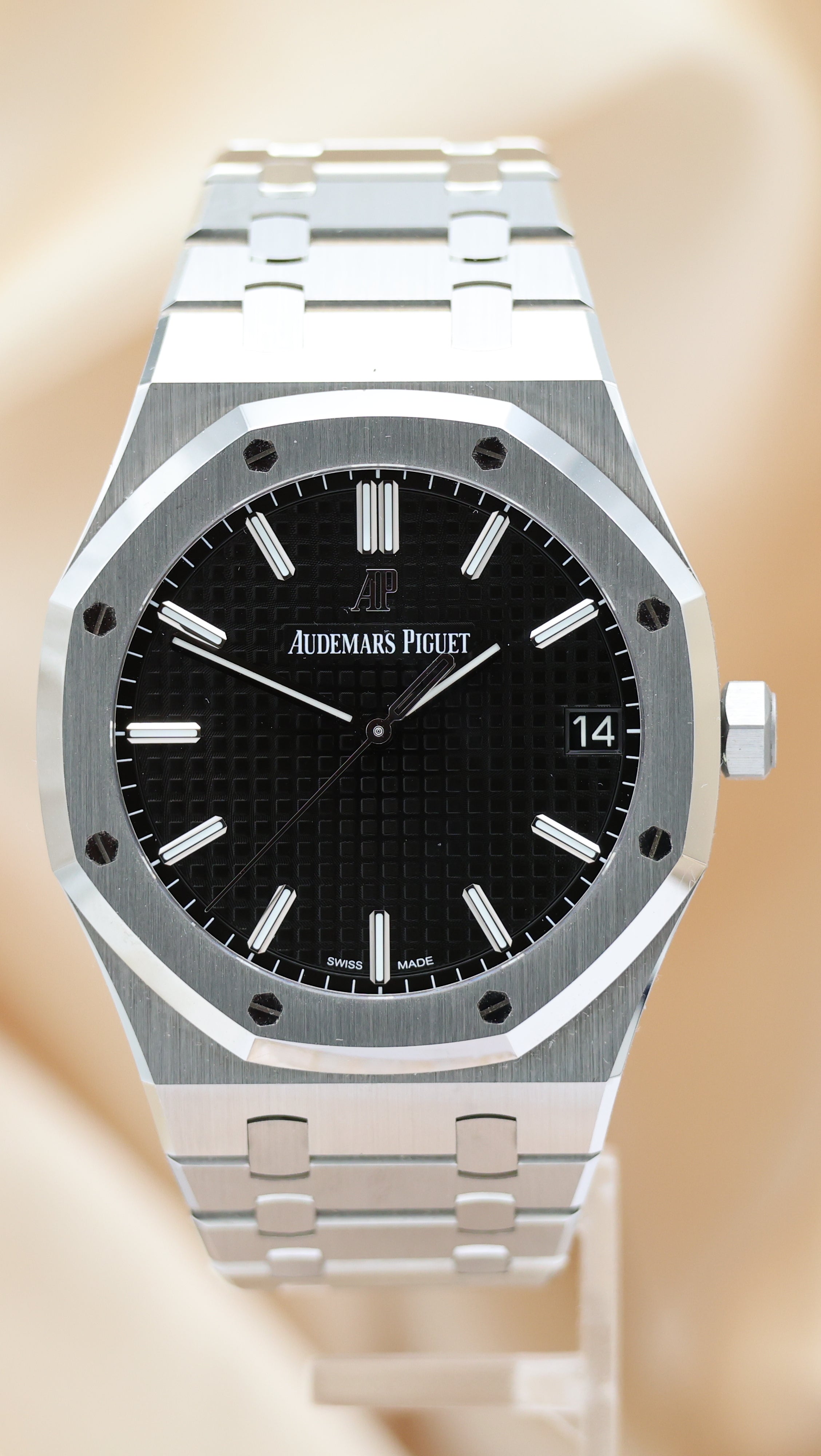 Audemars Piguet Royal Oak Black Automatik  15500ST Original Papiere