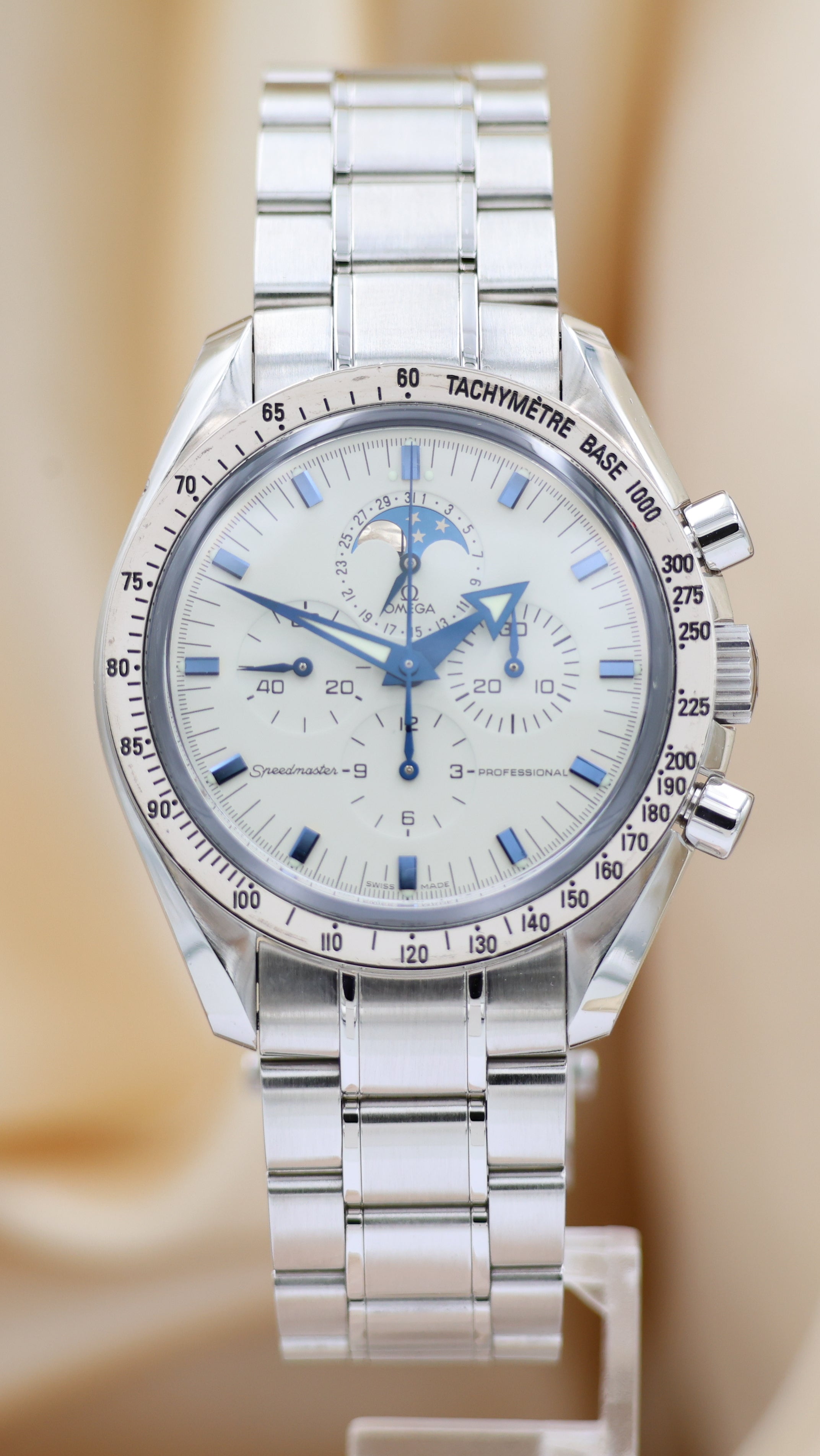 Omega Speedmaster Professional Moonwatch Moonphase 35752000