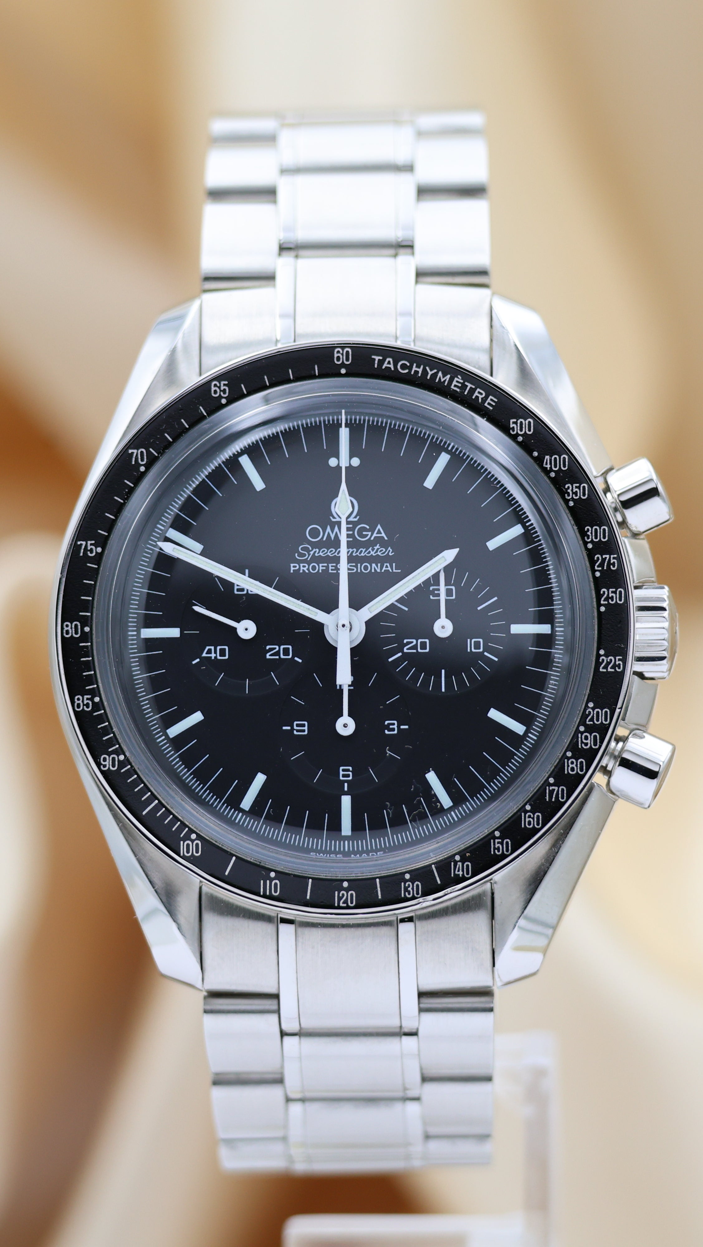 Omega Speedmaster Professional Moonwatch 42mm Handaufzug Herrenuhr	 35705000 Box + og. Papiere