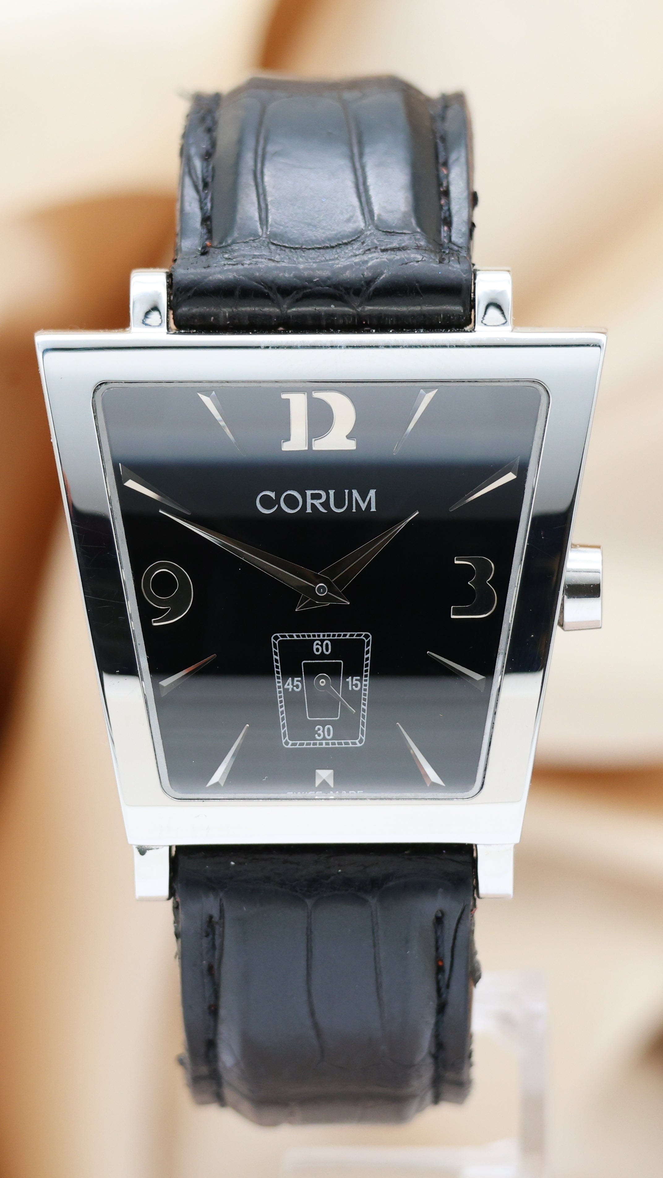 Corum Trapeze Quarz 106.404.20 - Thumbnail