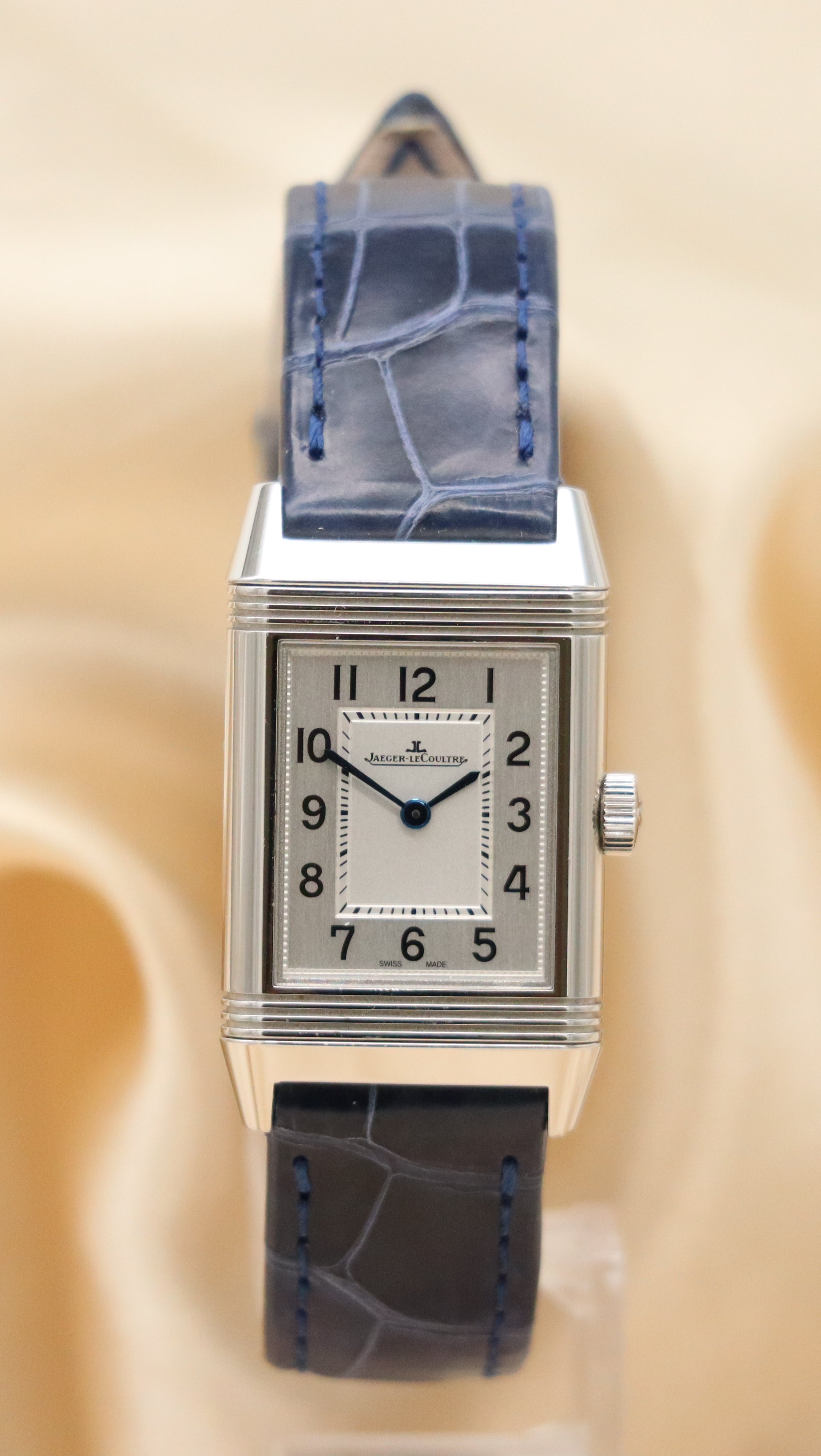 Jaeger-LeCoultre Reverso Classic Small 35.78mm x 21mm Quartz Ladies Watch Q2618540 Box + above papers